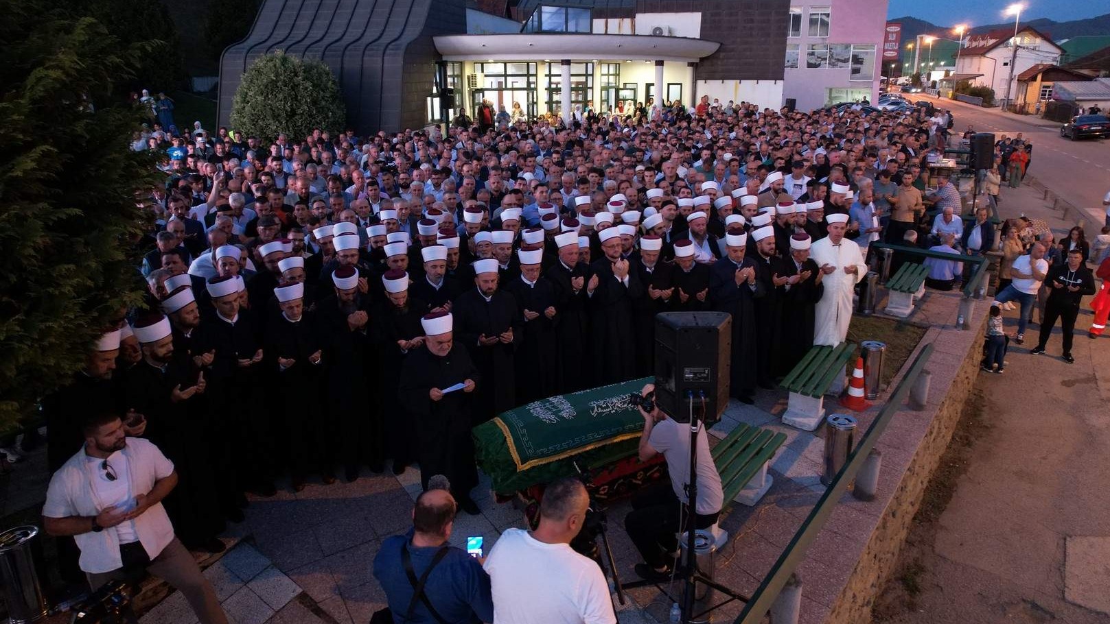 Klanjana dženaza žrtvama genocida u Šahovićima