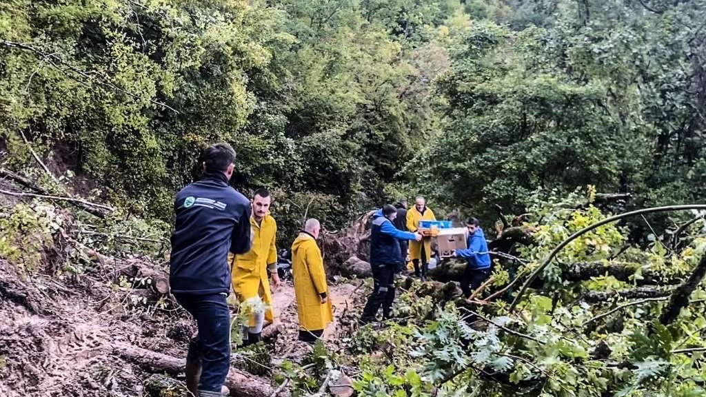 Udruženje MFS - EMMAUS dostavlja 800 obroka spasiocima i stanovnicima Konjica i Jablanice