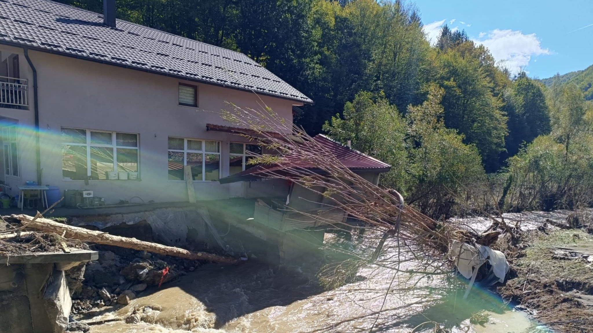 Fojnica: Uspostavlja se putna komunikacija prema Dusini, moguće proći automobilom 