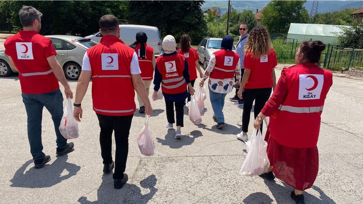 Palestinski Crveni polumjesec: Izraelska vojska sprečava medicinske timove da dođu do ranjenih