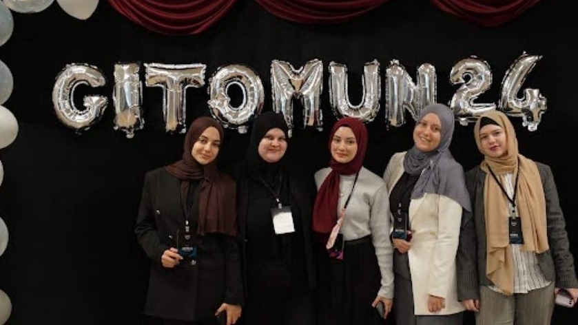 Učenice cazinske medrese učestvovale na Model United Nations u Istanbulu