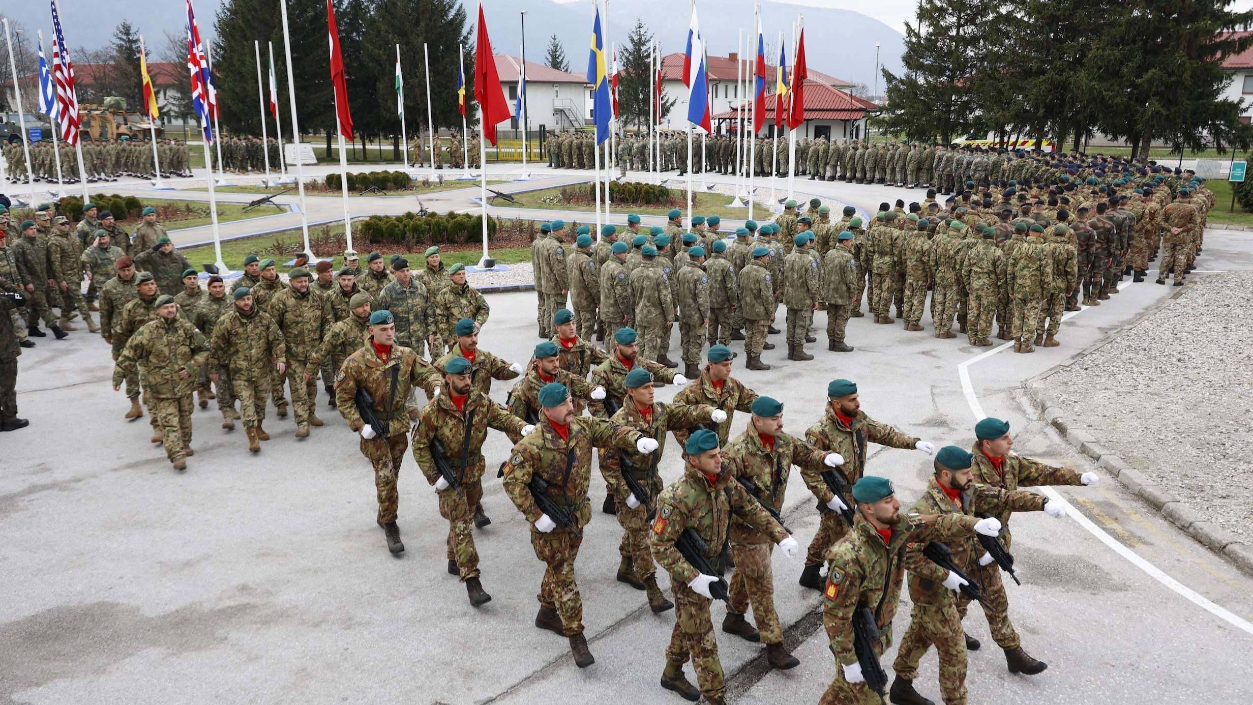 Postrojavanjem u bazi Butmir EUFOR obilježio 20. godišnjicu djelovanja u Bosni i Hercegovini