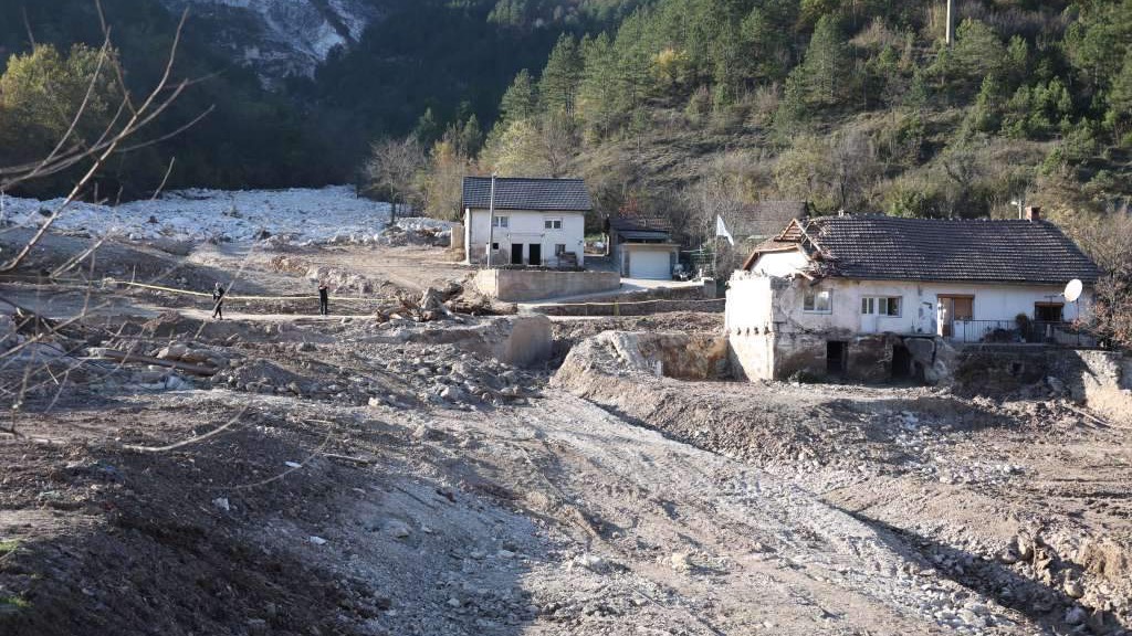 I dalje se radi na raščišćavanju objekata u Donjoj Jablanici