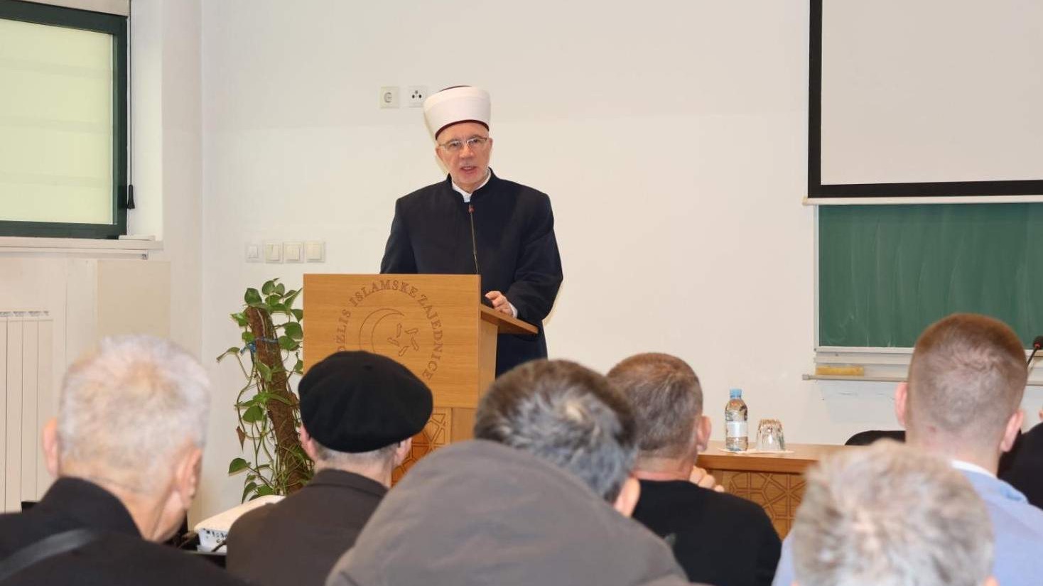 Održan seminar o temi “Zekat i Fond Bejtul-mal“ 