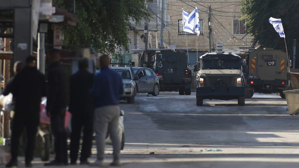 U izraelskim racijama na Zapadnoj obali ubijeno osmero, a ranjeno 35 Palestinaca