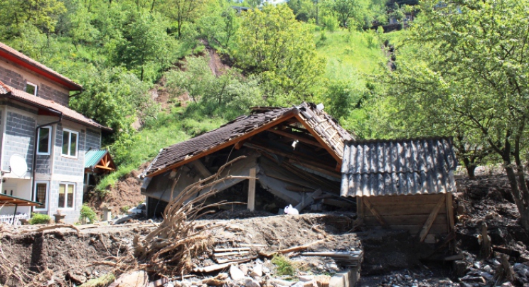 Zenica: Izgrađena jedna i obnovljene 33 kuće uništene u prošlogodišnjim majskim poplavama