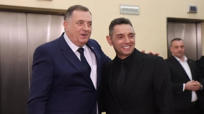    Umjesto da se javi u Tužilaštvo, Dodik s Vulinom u Banjoj Luci: Hoće li biti izdat zahtjev Sudskoj policiji da ga privede?