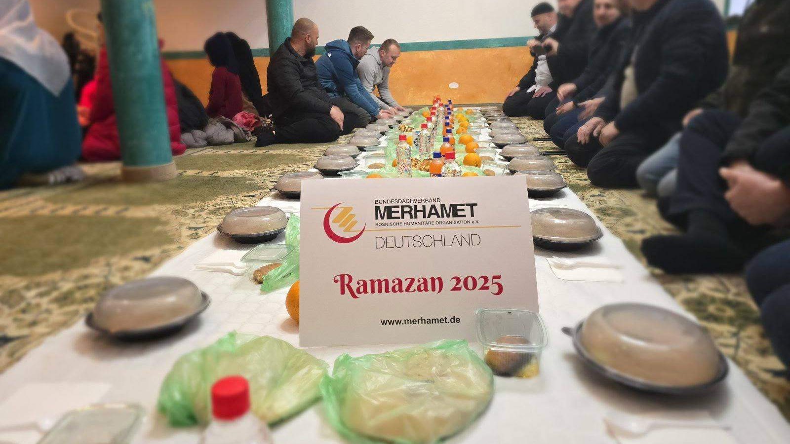 Tomislavgrad: Priređen iftar u organizaciji Merhameta