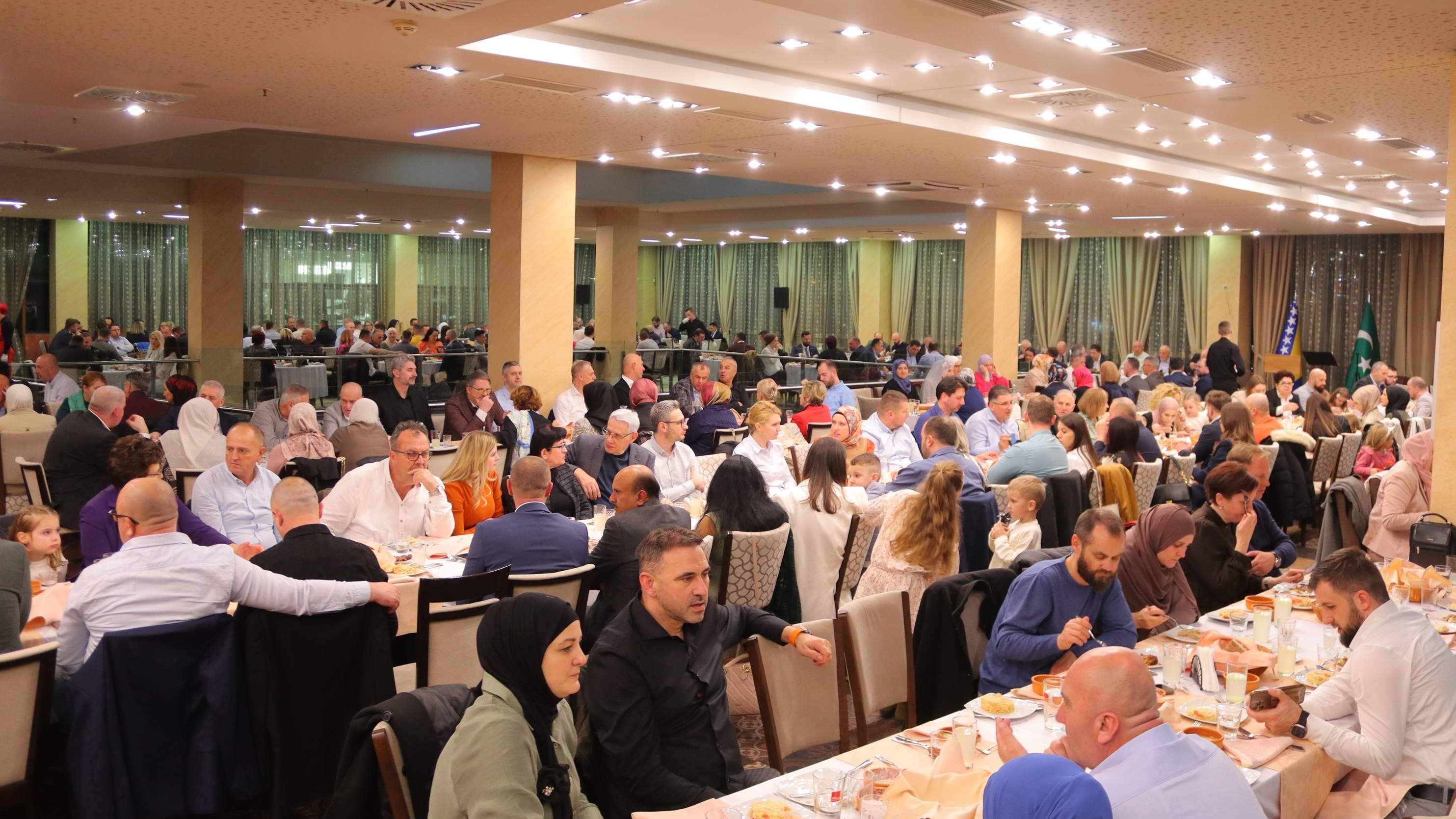 Održan 25. tradicionalni iftar za privrednike s područja muftiluka zeničkog