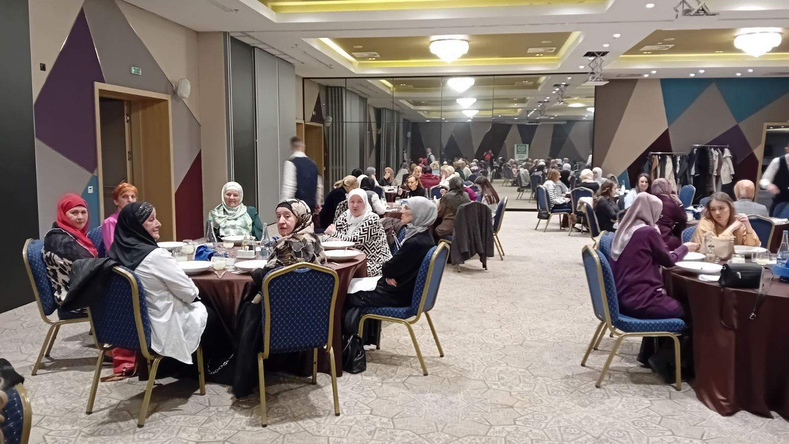 Sarajevo: Održan iftar Ureda za društvenu brigu za uposlenice IZ i društveno aktivne žene