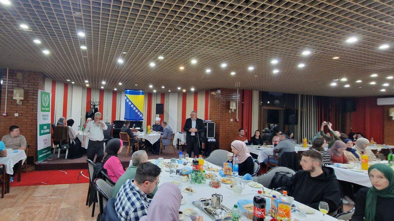 Iftar u Zenici okupio 300 mladih iz Mreže mladih i Kursa islama