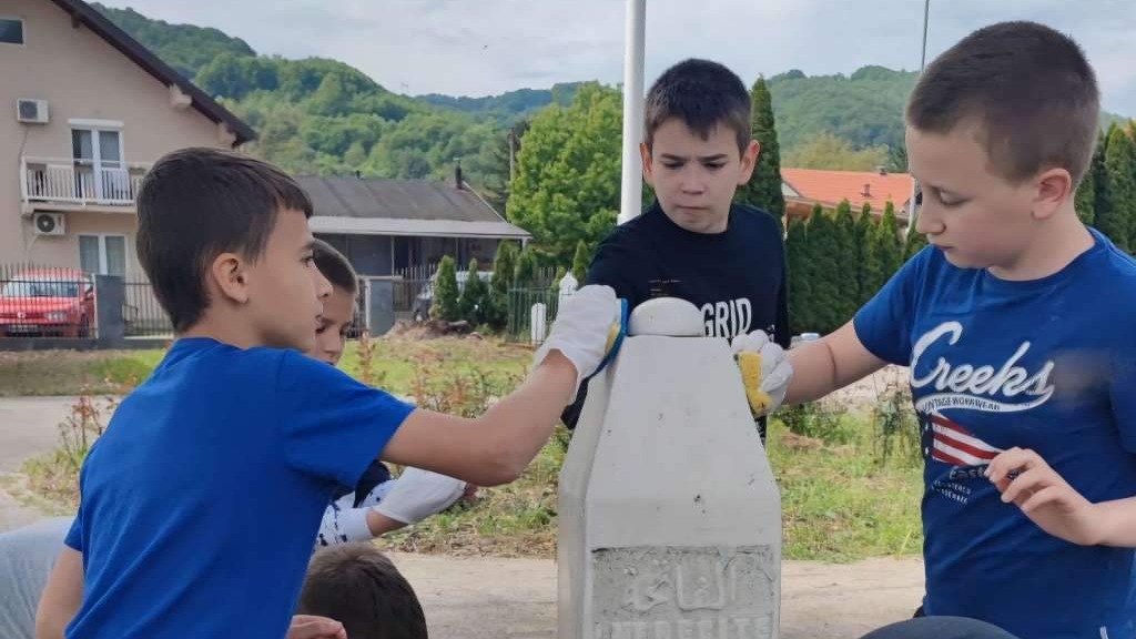 Obilježen Dan bijelih nišana na mezarju Veljaci