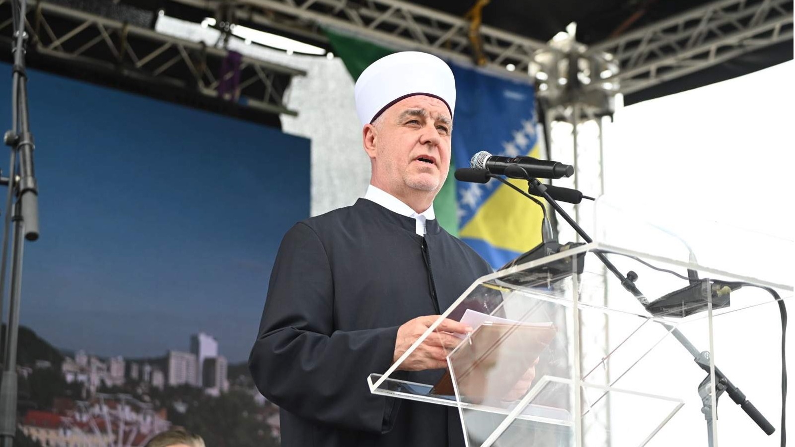 Reisul-ulema Kavazović: Ako ne obnovimo duhovni život, približavamo se bezdanu iz kojeg nema povratka