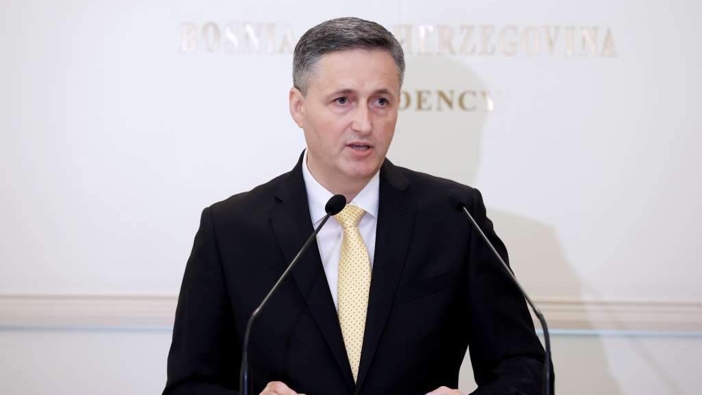 Bećirović: Ujedinjeno Kraljevstvo snažno podržava nezavisnost i suverenitet BiH 