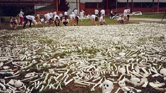 Na današnji dan 1992. godine: Srebrenica gorjela, a njeni stanovnici brutalno ubijani – bez kazne do danas