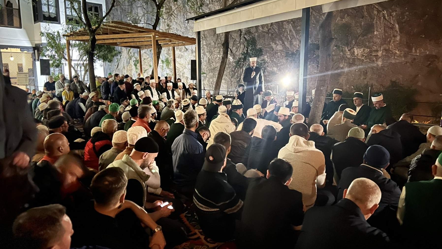 Blagaj: Održana "Noć zikra i fikra" – duhovna uvertira u centralni program manifestacije "Dani mevluda i zikra"