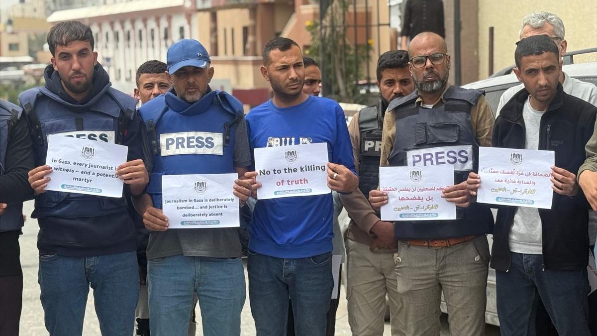 Novinari prostirali u Gazi nakon što je još jedan kolega ubijen u izraelskom napadu