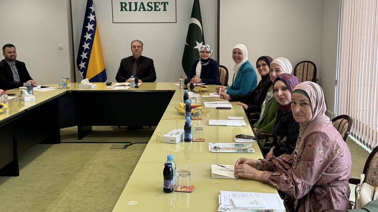 Održan sastanak sa koordinatoricama Odjela za brak i porodicu muftijstava i mešihata  