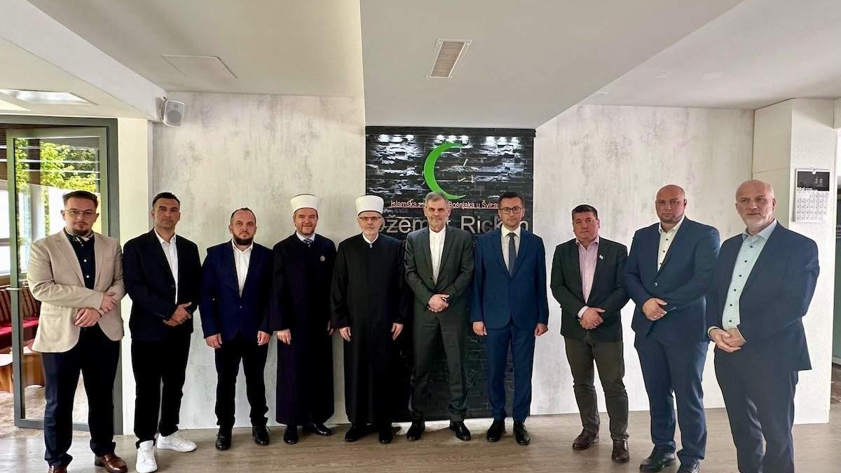 Svečana primopredaja dužnosti muftije za Zapadnu Evropu održana u džematu Ricken