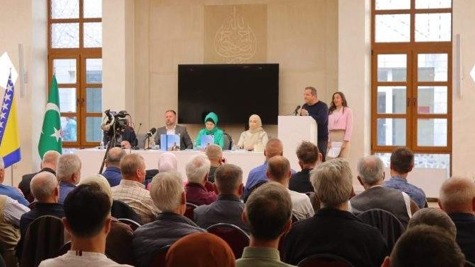 U Zenici predstavljena knjiga o Hasanu Čengiću – Lav bosanski