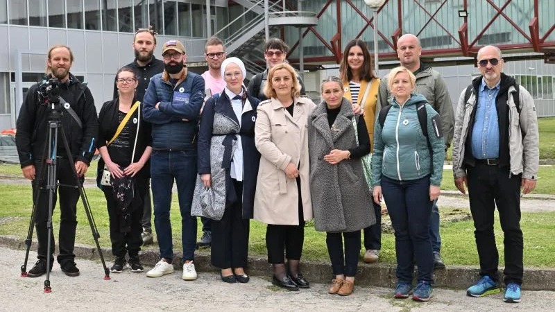 Slovenski novinari posjetili Prijedor i Srebrenicu: "Naša misija je čuvanje istine o genocidu"