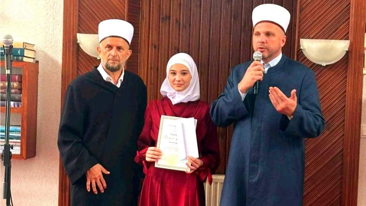 Polaznica mekteba bez ijednog izostanka tokom mektepskog obrazovanja