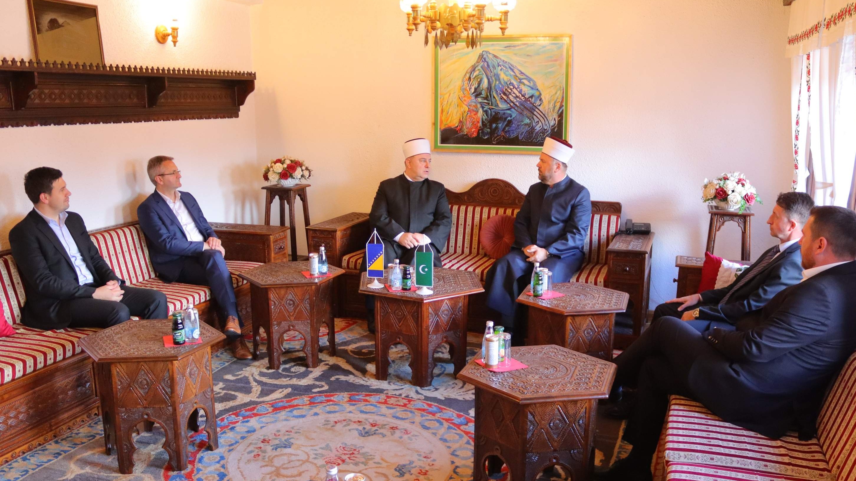 Direktor Malkić čestitao Muftijstvu zeničkom na osvojenom prvom mjestu u mektepskom takmičenju