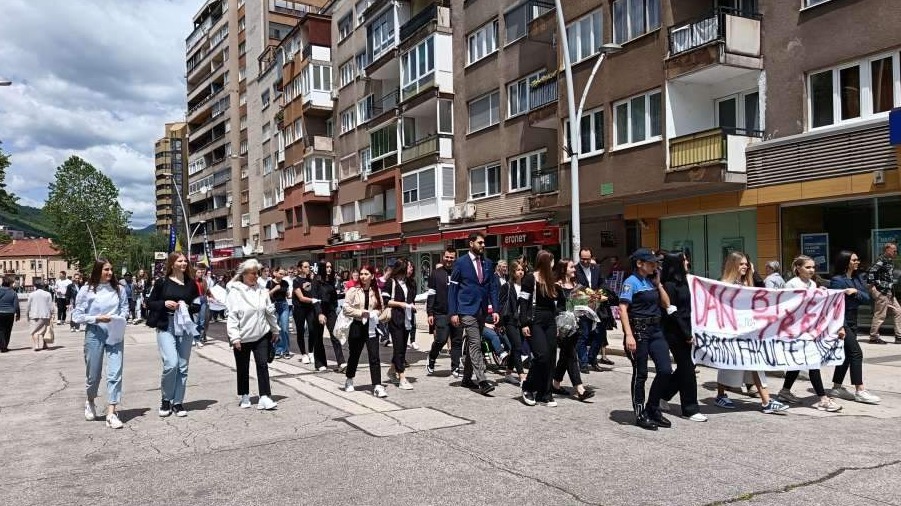 Zeničani obilježili Dan bijelih traka te odali počast žrtvama Prijedora