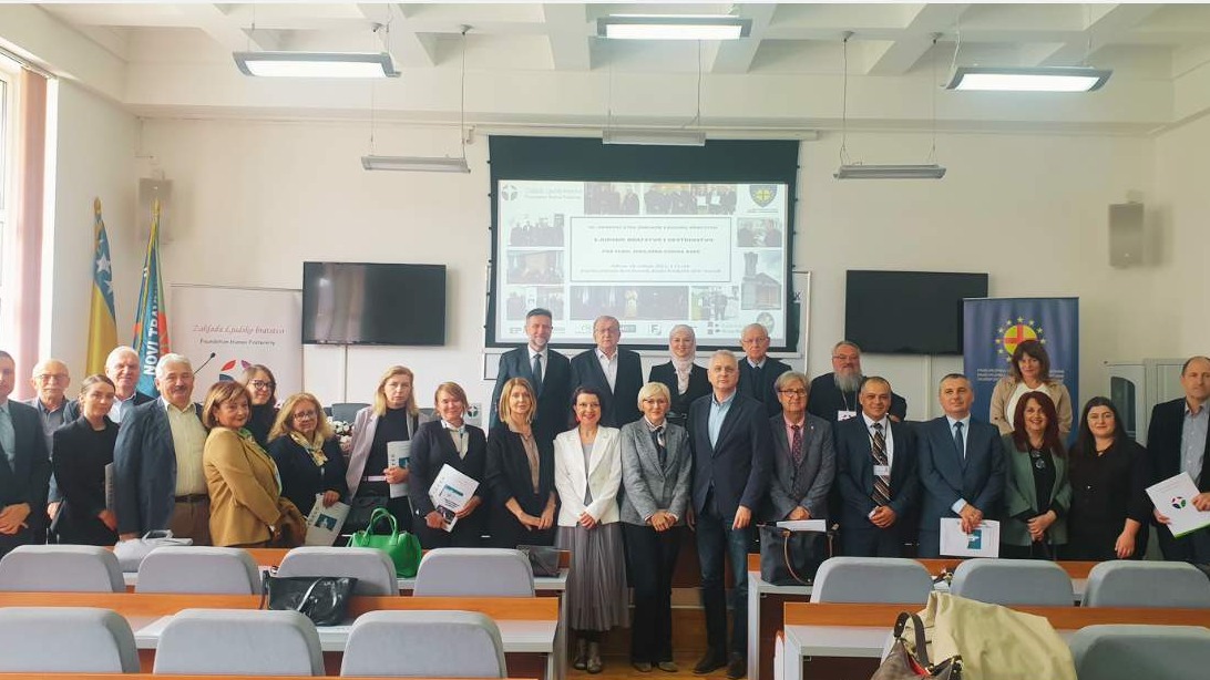 Novi Travnik: Održan okrugli sto "Ljudsko bratstvo i sestrinstvo"