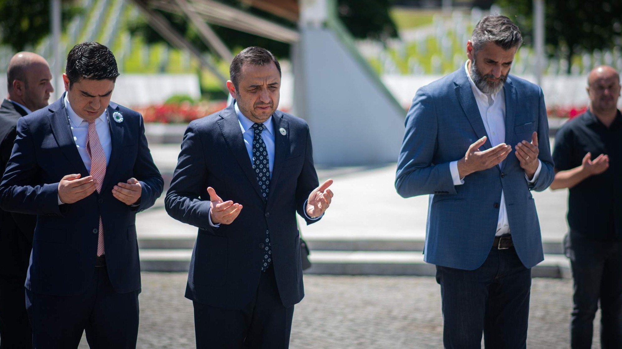 Ambasador Akseki u posjeti Memorijalnom centru Srebrenica: Posvećenost očuvanju istine o genocidu
