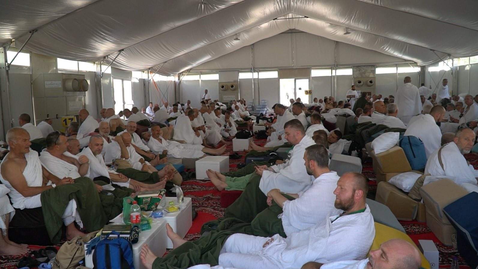 Bosanskohercegovačke hadžije na Arefatu: Skup različitosti i jedinstven cilj