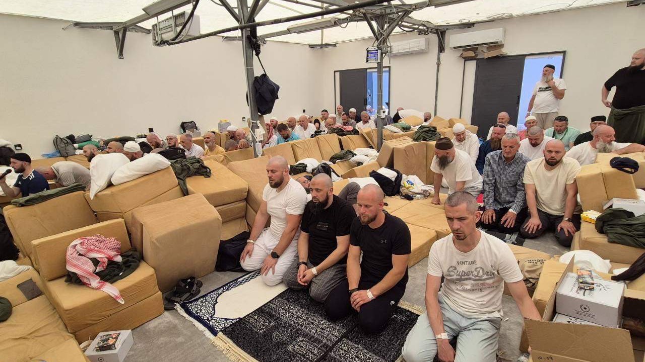 Hadžije iz BiH na Mini: Posvećenost ibadetu i izvršavanju hadžskih obreda 