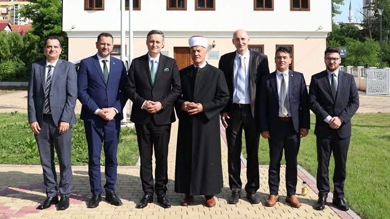 Denis Bećirović u posjeti Muftijstvu banjalučkom