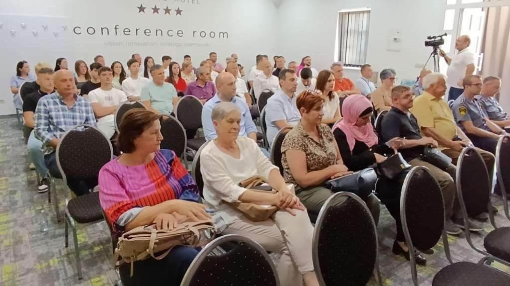 CIK BiH: U Tešnju predstavljene nove izborne tehnologije