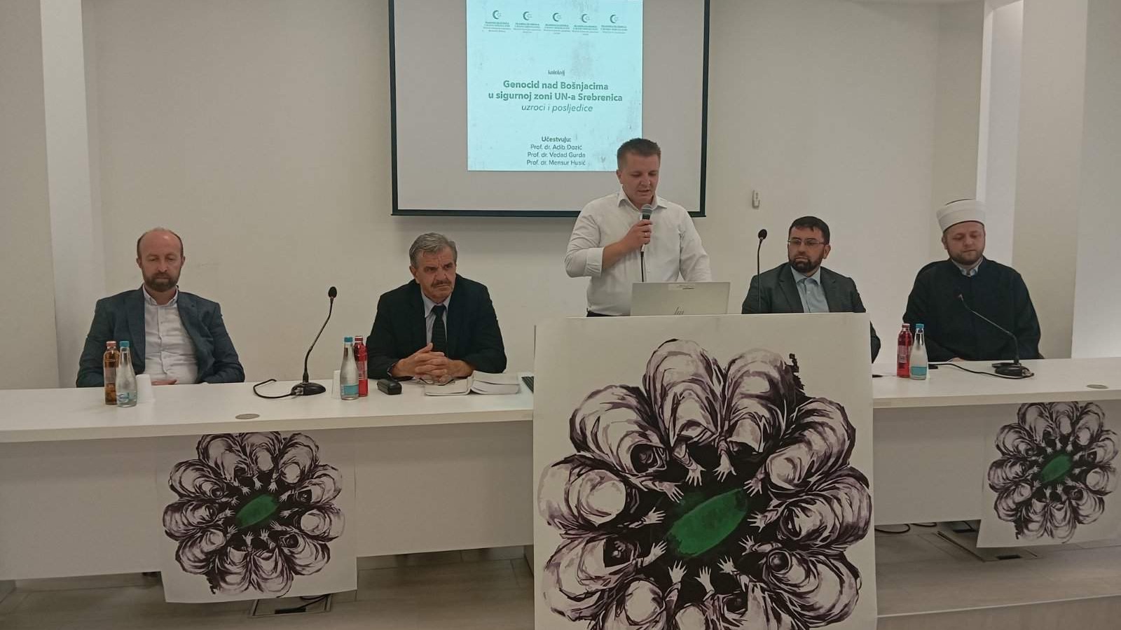 Odžak: Održan kolokvij “Genocid nad Bošnjacima u sigurnoj zoni UN-a Sebrenica – uzroci i posljedice” 