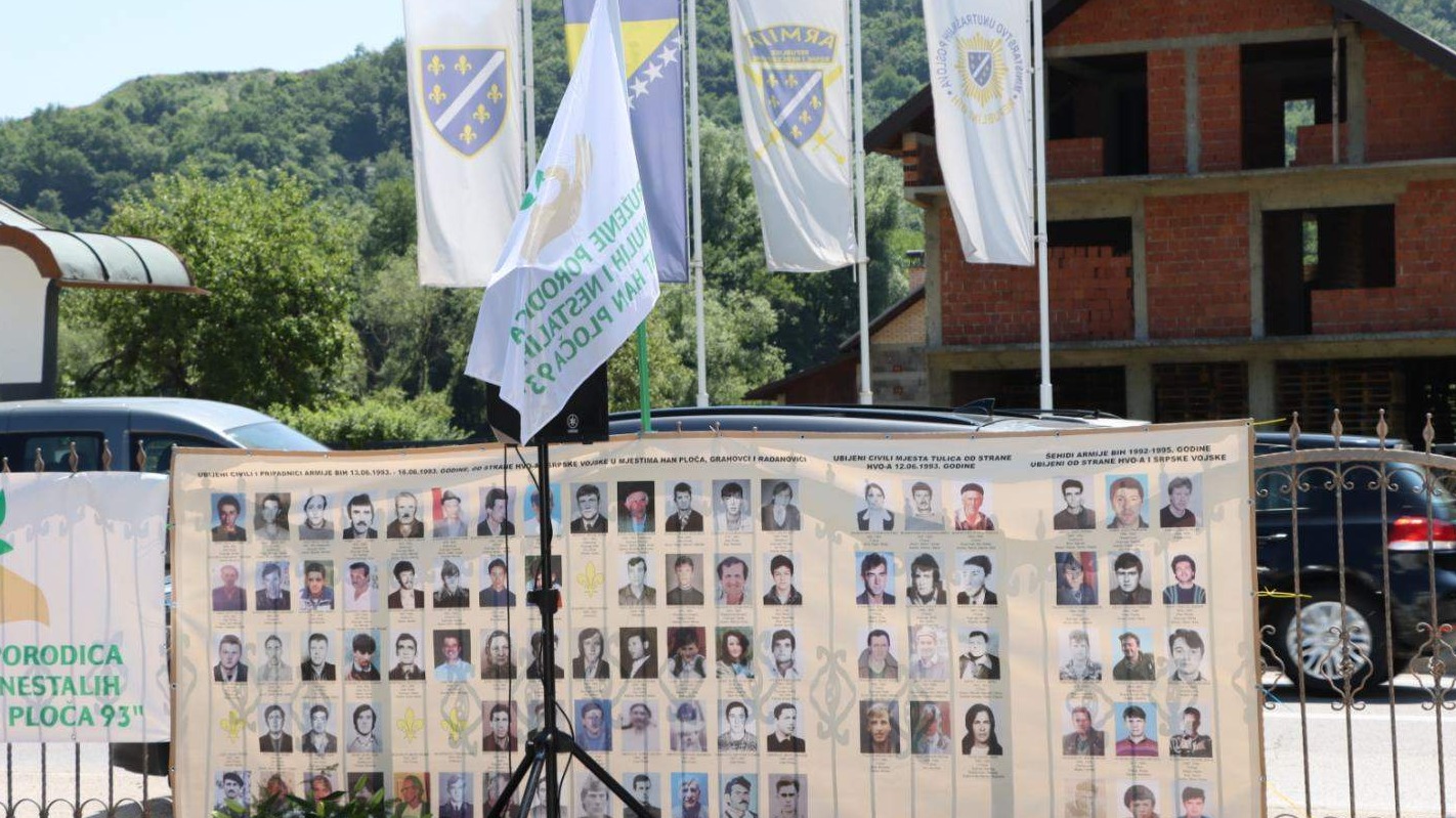 Obilježena 32. godišnjica zločina HVO-a nad Bošnjacima u džematu Han Ploča