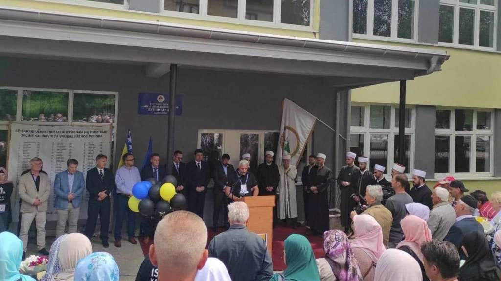Porodice žrtava od nadležnih traže informacije o lokacijama još 42 nestale osobe u Kalinoviku