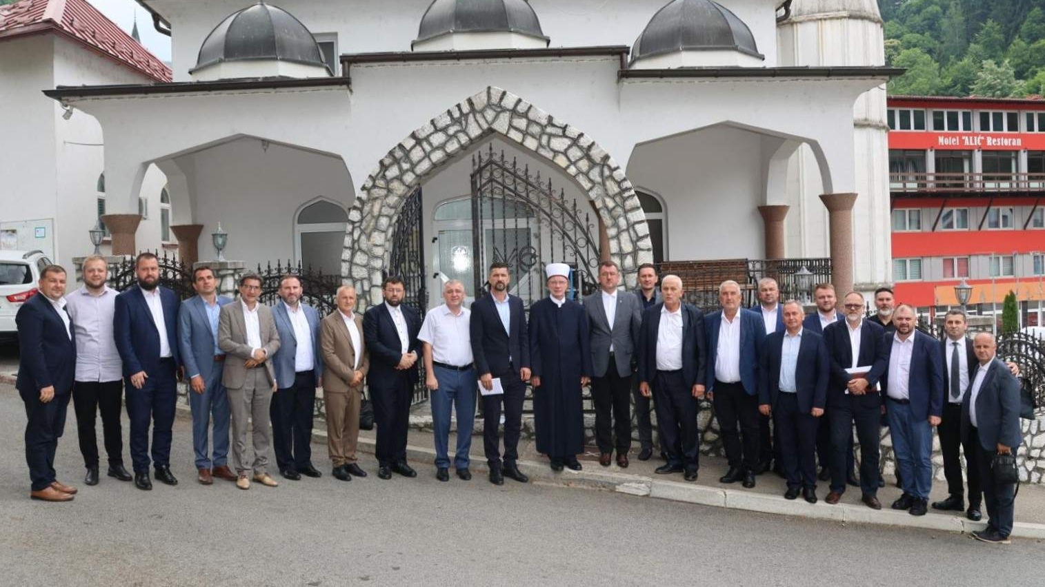 Povodom obilježavanja 30 godina od genocida: U Srebrenici održana sjednica Savjeta za vjerska pitanja Muftijstva tuzlanskog
