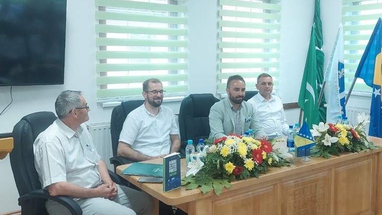 Dani Hasana Kaimije: Razgovor o knjizi "Bošnjaci pred izazovima globalnih političkih procesa"