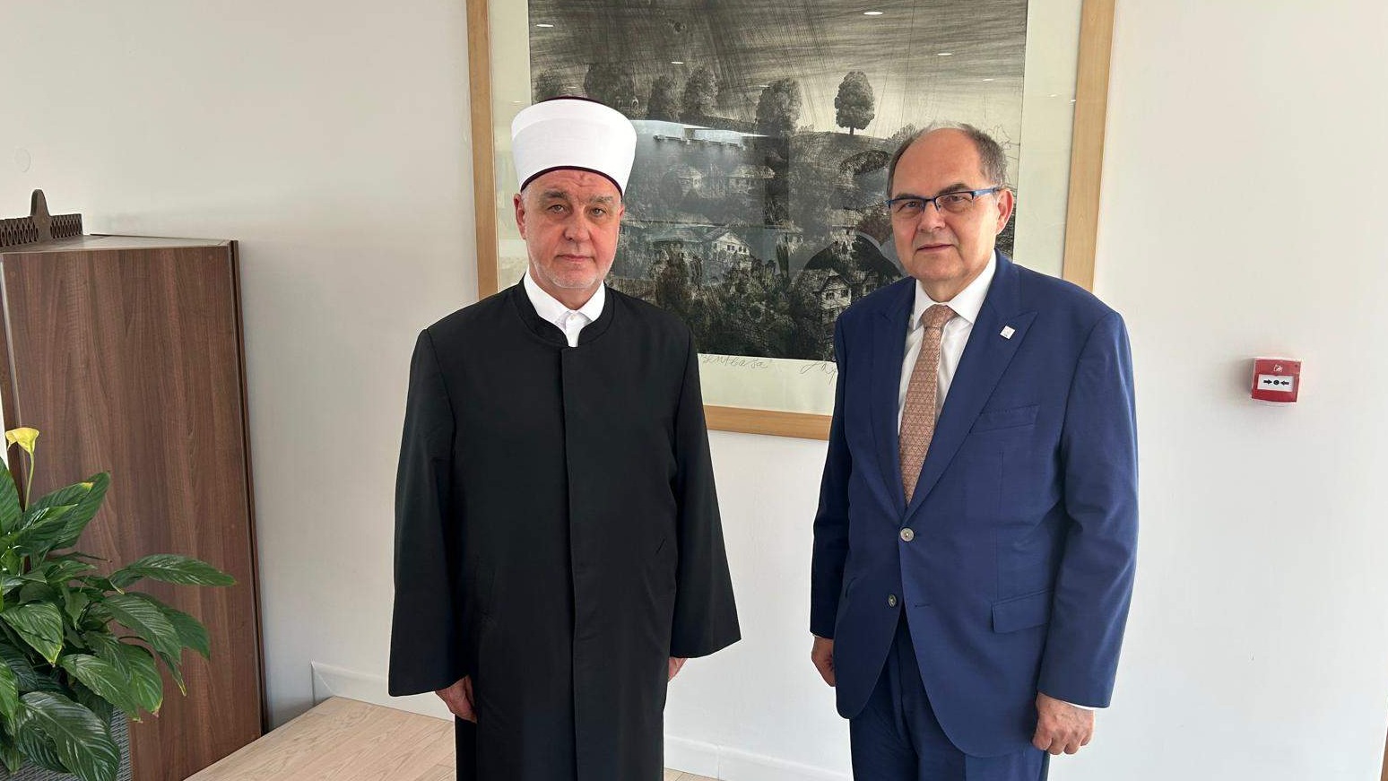 Reisul-ulema Husein-ef. Kavazović sastao se sa visokim predstavnikom Christianom Schmidtom