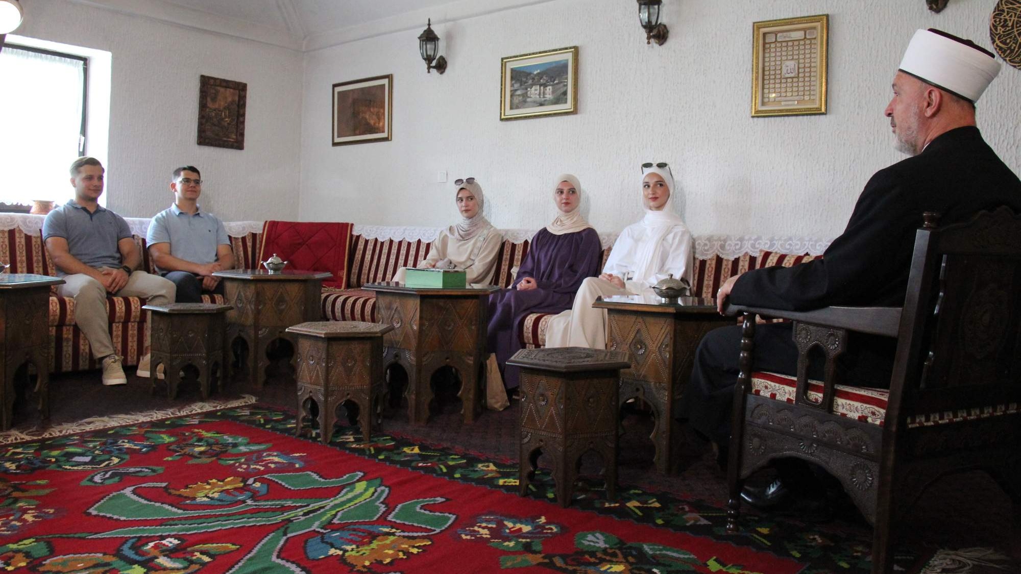 Muftijstvo travničko: Prijem za učenike generacije i mlade autore