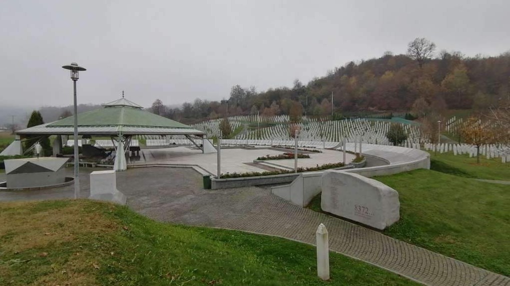 Predstava "Srebrne suze: Sjećanja u tišini 30 godina poslije" gostuje u više gradova u BiH 