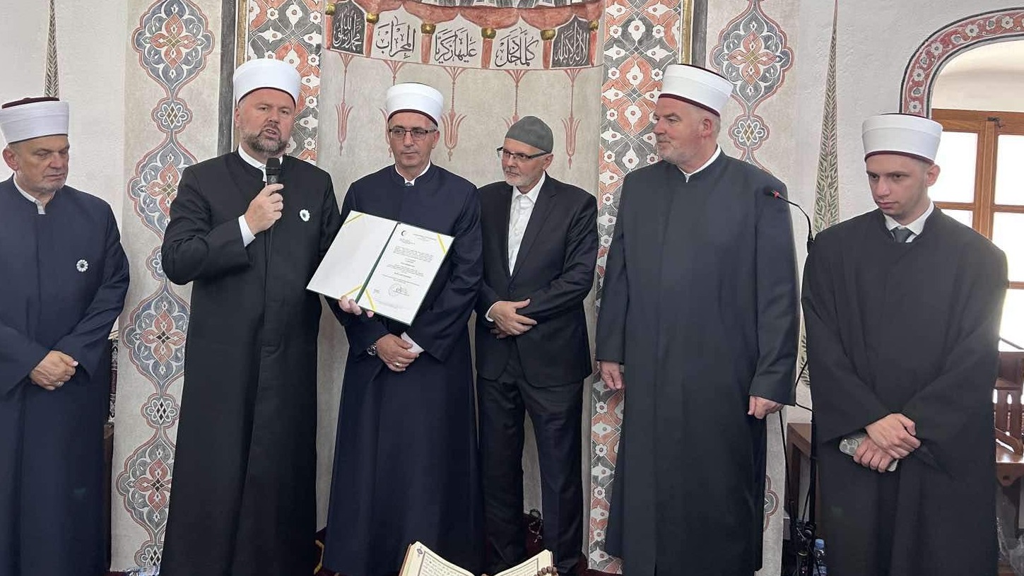 Hafiska dova Enveru Kurtiću, imamu Čaršijske džamije u Tešnju