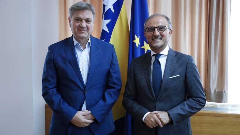 Zvizdić i šef delegacije EU o poltičkoj situaciji i evropskom putu BiH