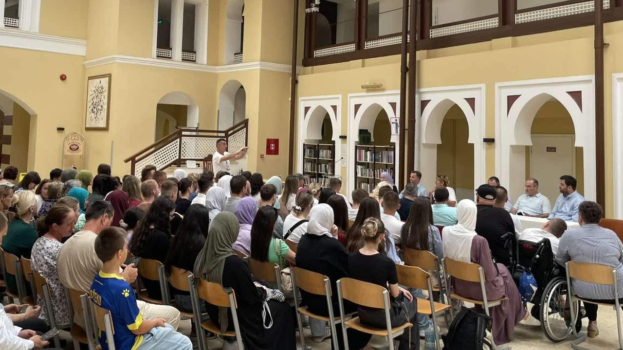 Humanost dijaspore: Džemat Atlanta dodijelio 80 stipendija za učenike i studente u Travniku