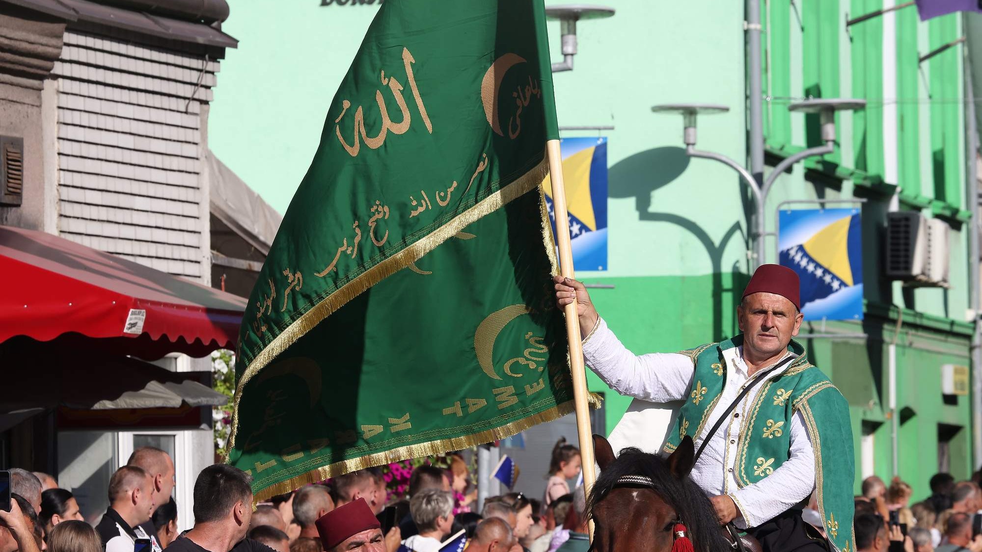 Najljepši prizori tradicije: Svečani defile konjanika u Donjem Vakufu
