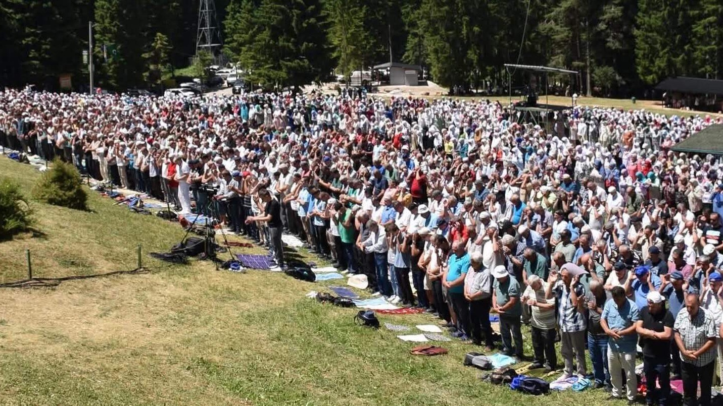 Prusac: Završen centralni program kulturno-vjerske manifestacije “515. dani Ajvatovice”