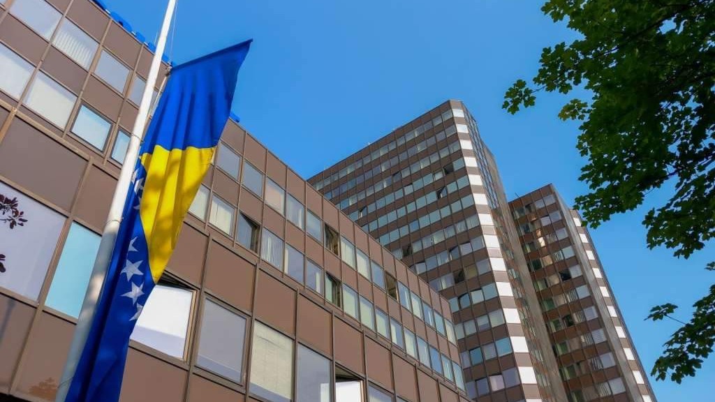 Vlada Federacije BiH proglasila 11. juli 2025. godine Danom žalosti u FBiH