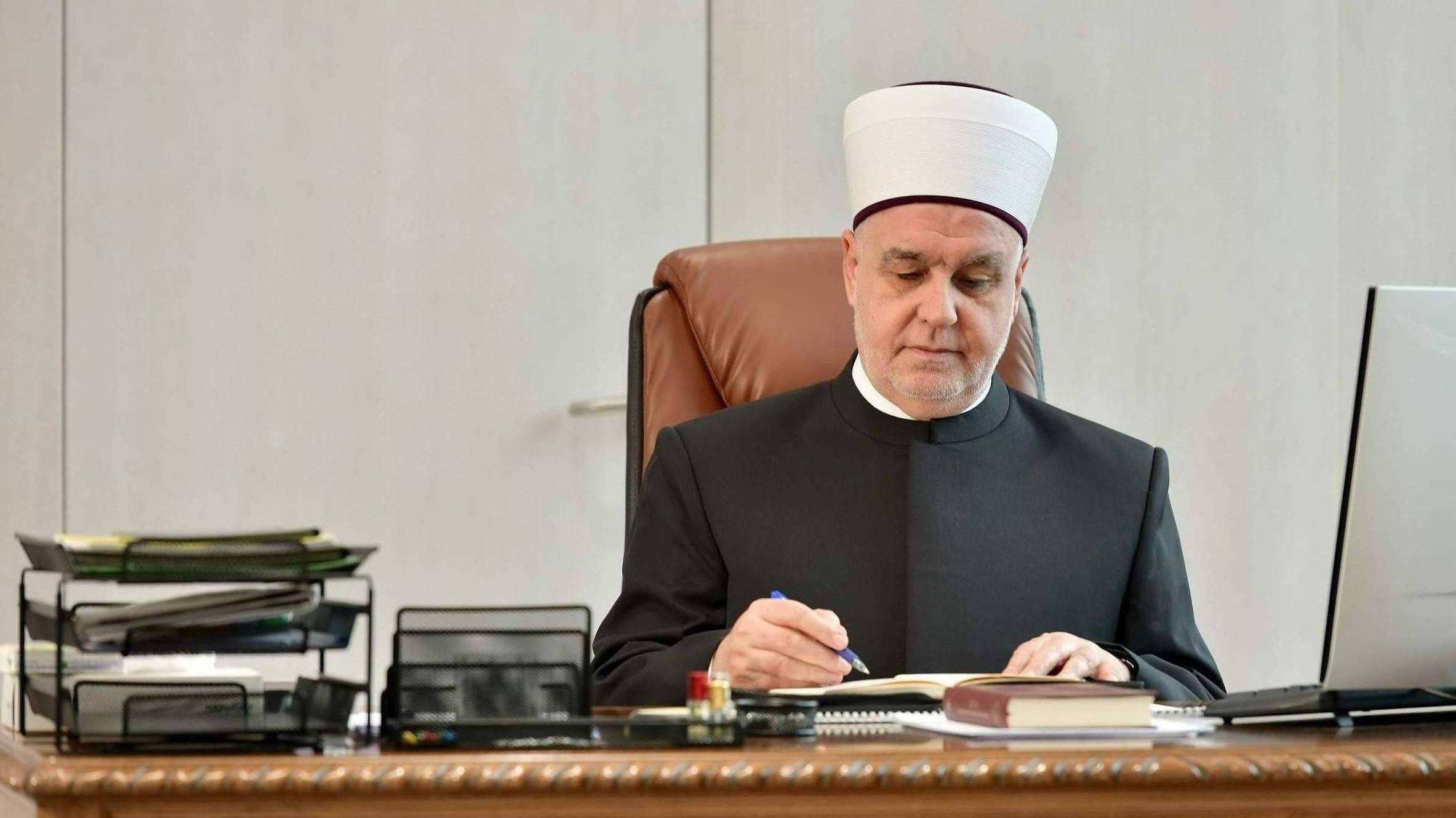 Reisul-ulema poslao pismo EU parlamentarcima uoči komemoracije za Srebrenicu u Briselu