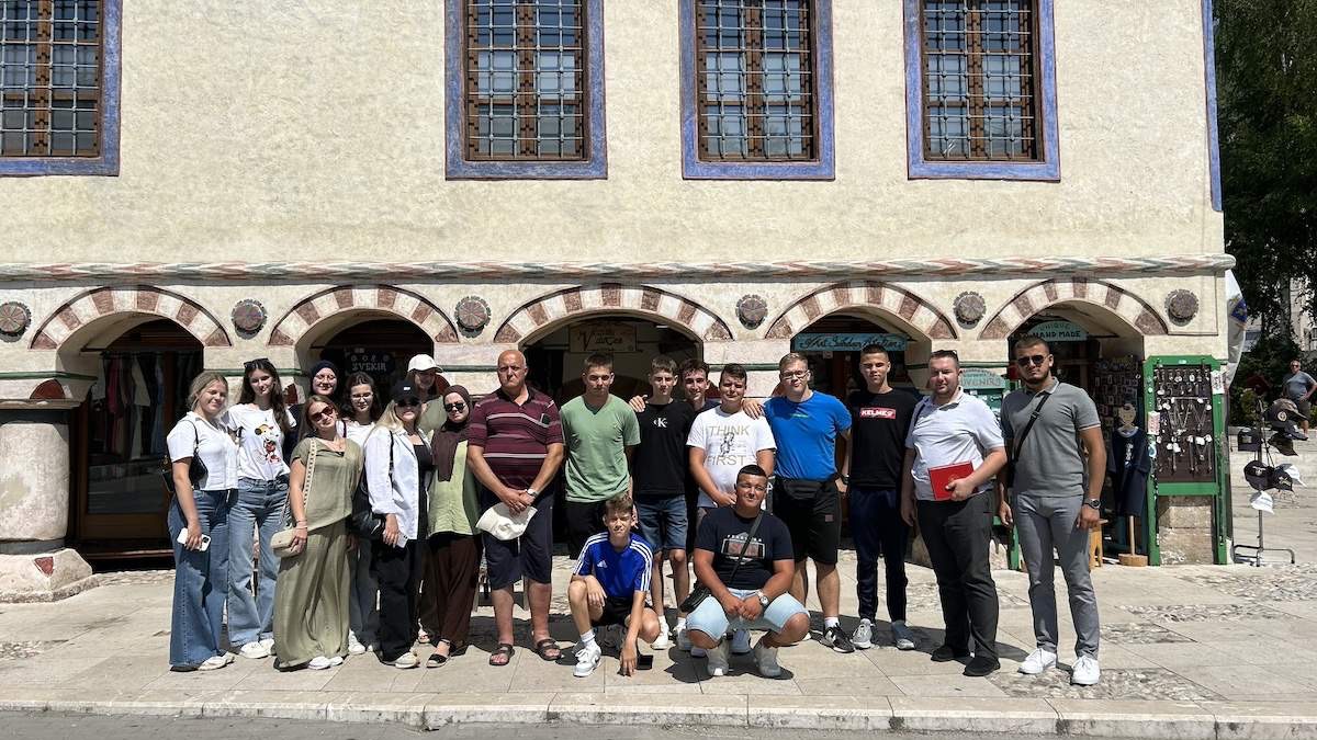 Mreža mladih Medžlisa Prijedor uspješno realizovala projekat “Stazama historije i zajedništva”